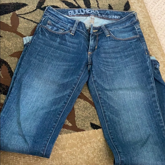 BullHead Super Skinny Jeans - Picture 2 of 4